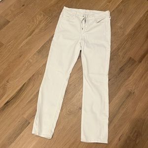 MOTHER mid rise Dazzler Ankle jeans size 27 white
